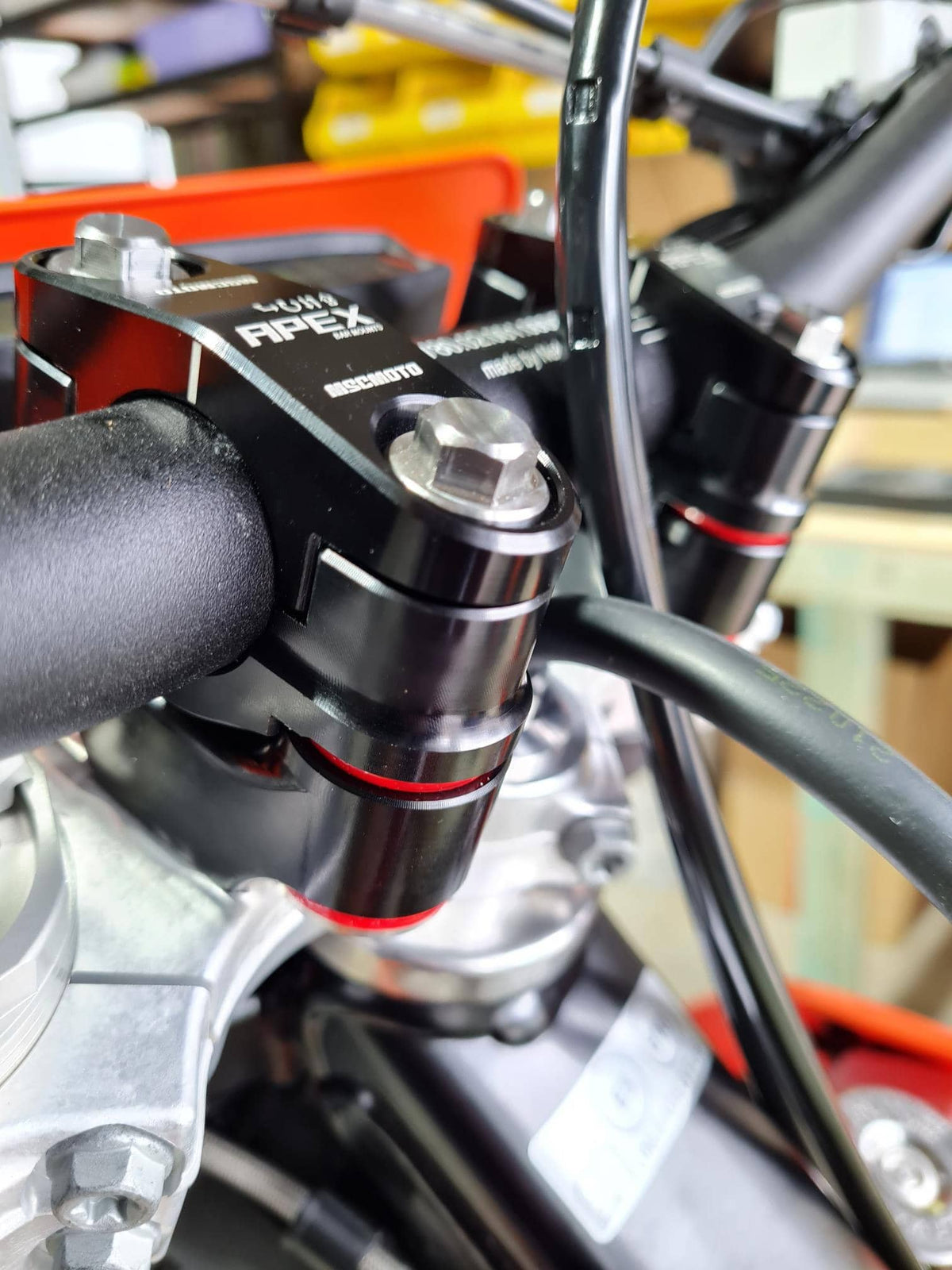 APEX Anti Vibration Bar Mount System Orange (AMB01-OR) - KTM, Husqvarna, GasGas, Beta, Sherco, Husaberg Motocycle Steering Dampers MSC Moto 