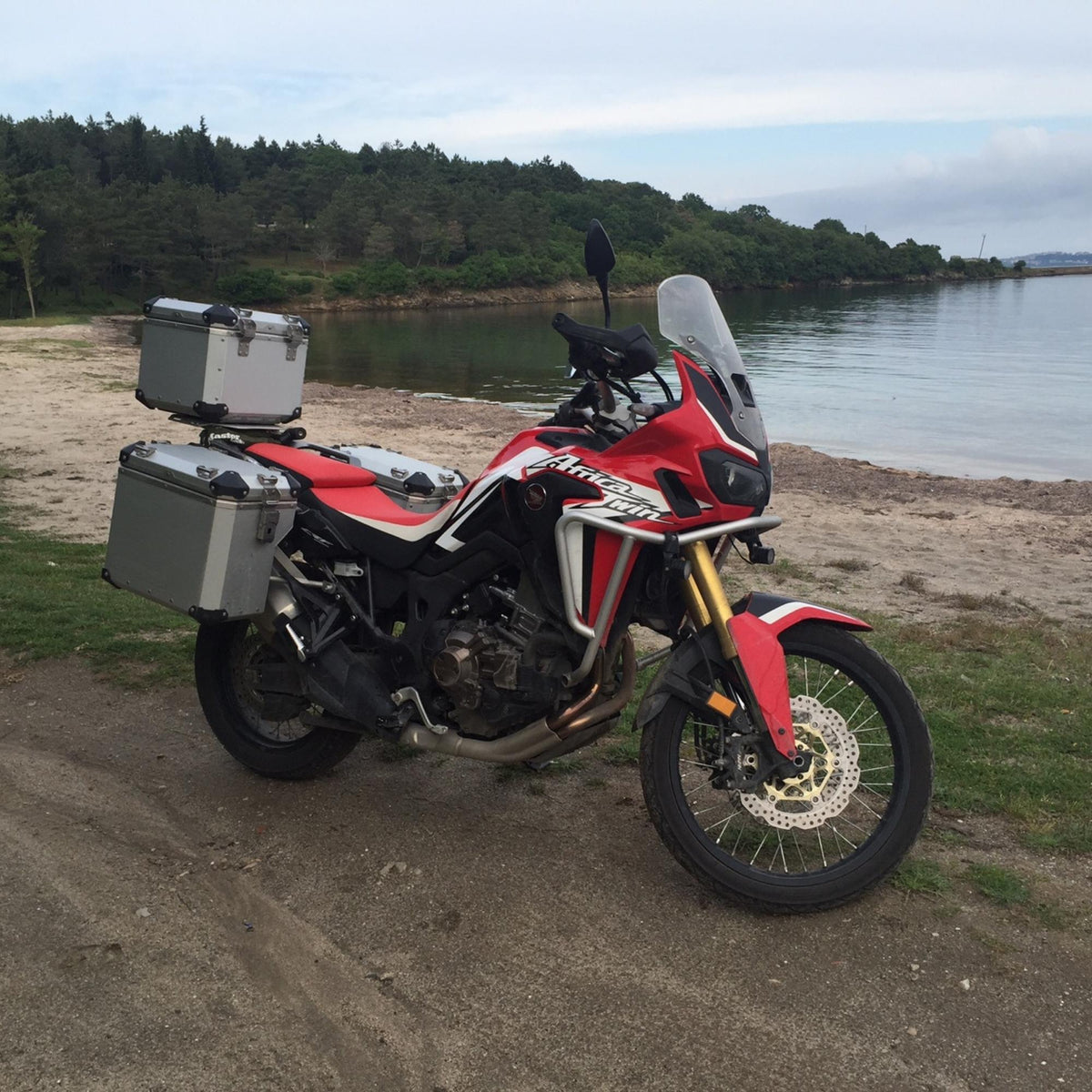 XPAN+ Aluminum Side Case Set, Honda CRF1000 L / CRF1100 L Africa Twin and Africa Twin ADV Sports ES (2016 - 2021), KTM 1290 Super Adventure (2021), 2.02.02301, adventure bike luggage, adventure motorcycle panniers, aluminum side cases, GlobeScout motorcycle luggage, GlobeScout XPAN+, Honda, Honda CRF1000 L Africa Twin, Honda CRF1000 L Africa Twin ADV Sports ES, Honda CRF1100 L Africa Twin, Honda CRF1100 L Africa Twin ADV Sports ES, KTM, KTM 1290 Super Adventure, Side Case Sets, XPAN+, Side Case Sets - Impor